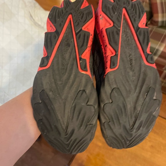 Under Armour tennis shoes - Picture 3 of 3